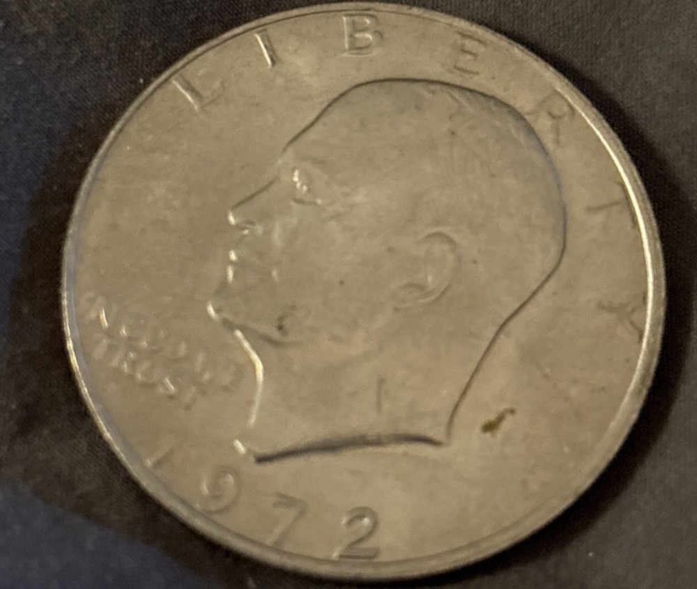 1972 P EISENHOWER DOLLAR COIN