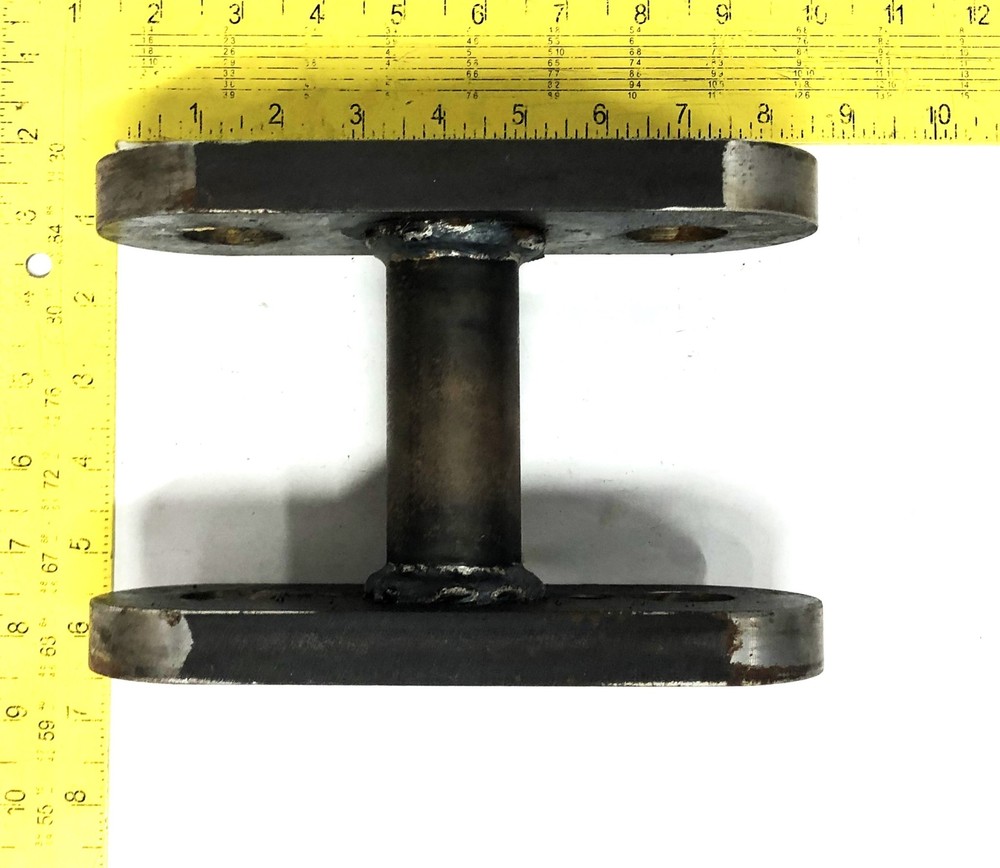 Capacity Trucks Inc Front Structure Spring Shackle 103493 NOS