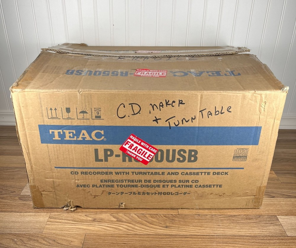 TEAC LP-R550USB Black CD Recorder Turntable Cassette Deck USB W/ BOX