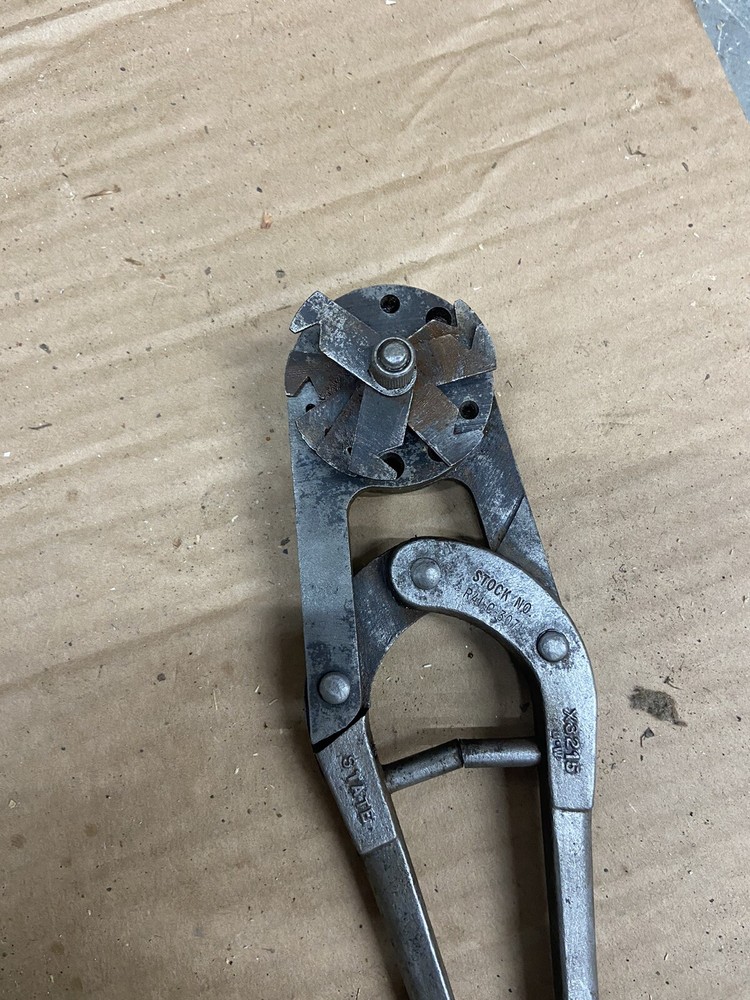 X3215 Rivet Tool