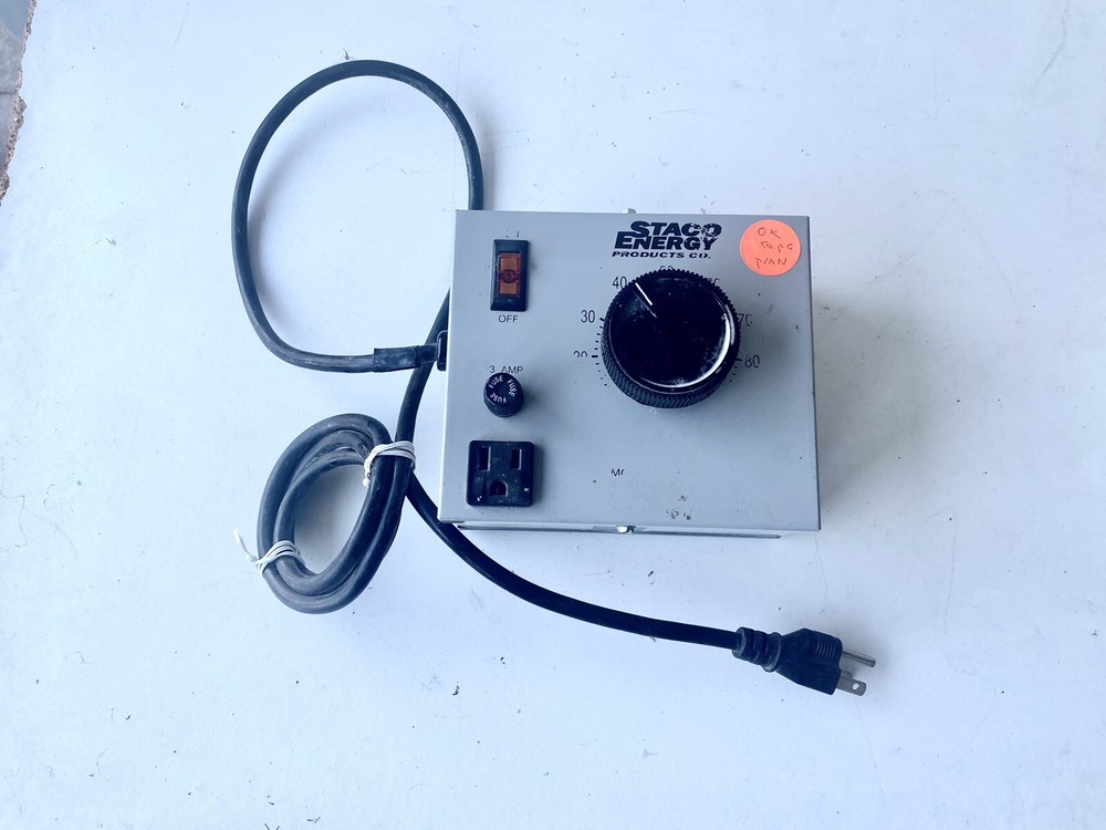 Staco Energy 3PN221B Variac Variable Transformer