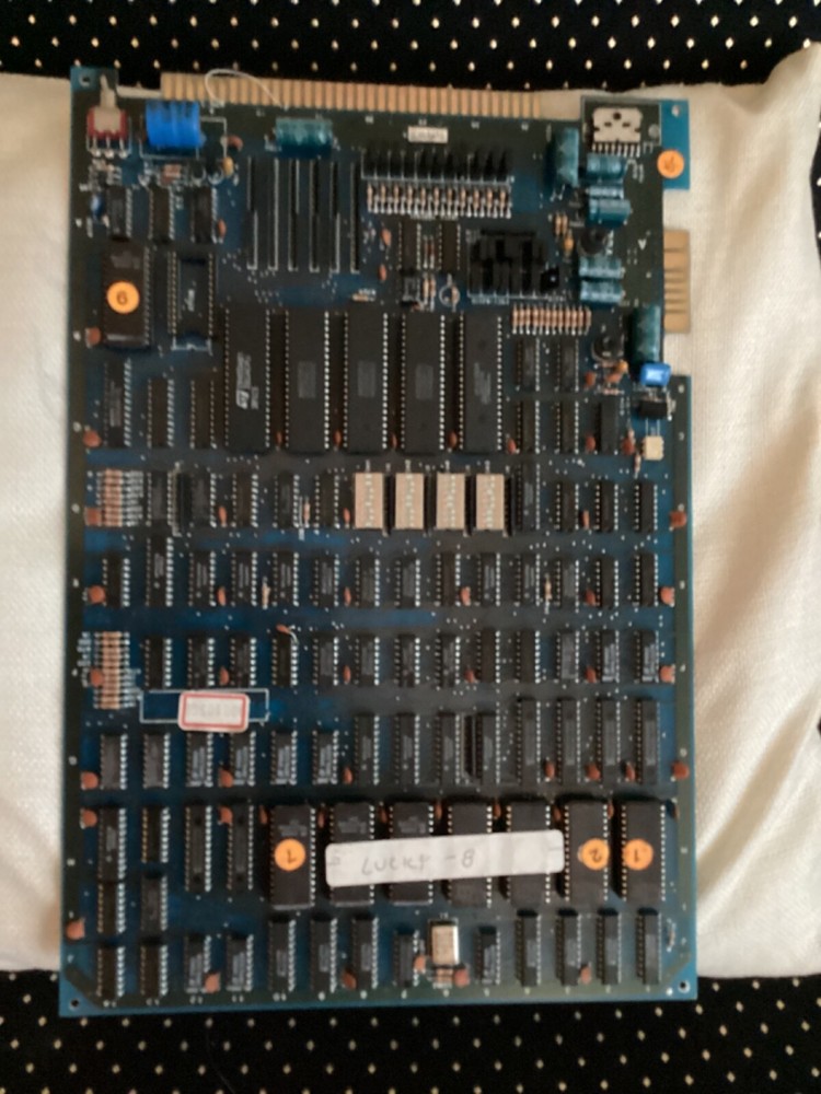 cherrymaster board lucky 8 --works