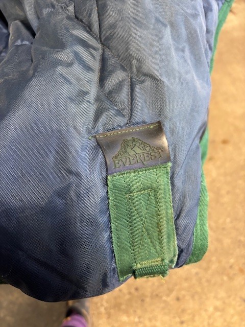 Everest Medium Horse Blanket, Size 74