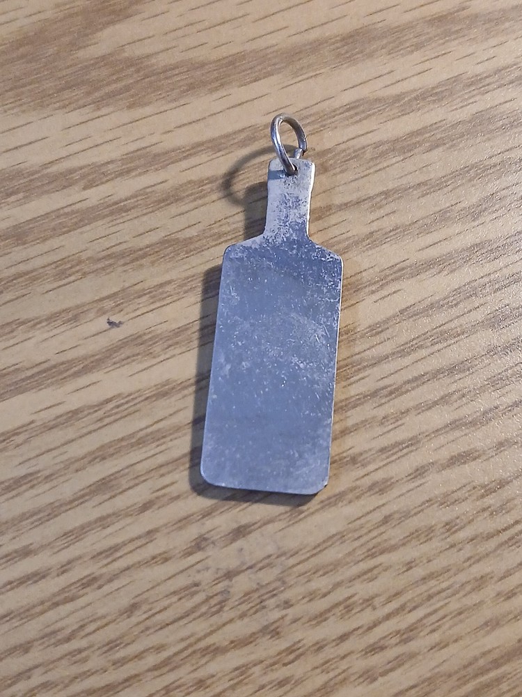 Burnett’s Vodka Alcohol Keyring Keychain