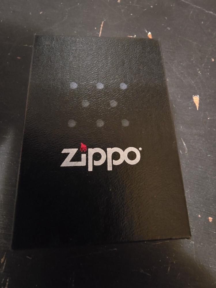 Zippo Lighter Post Emblem 3 Men Standing 2001 Design