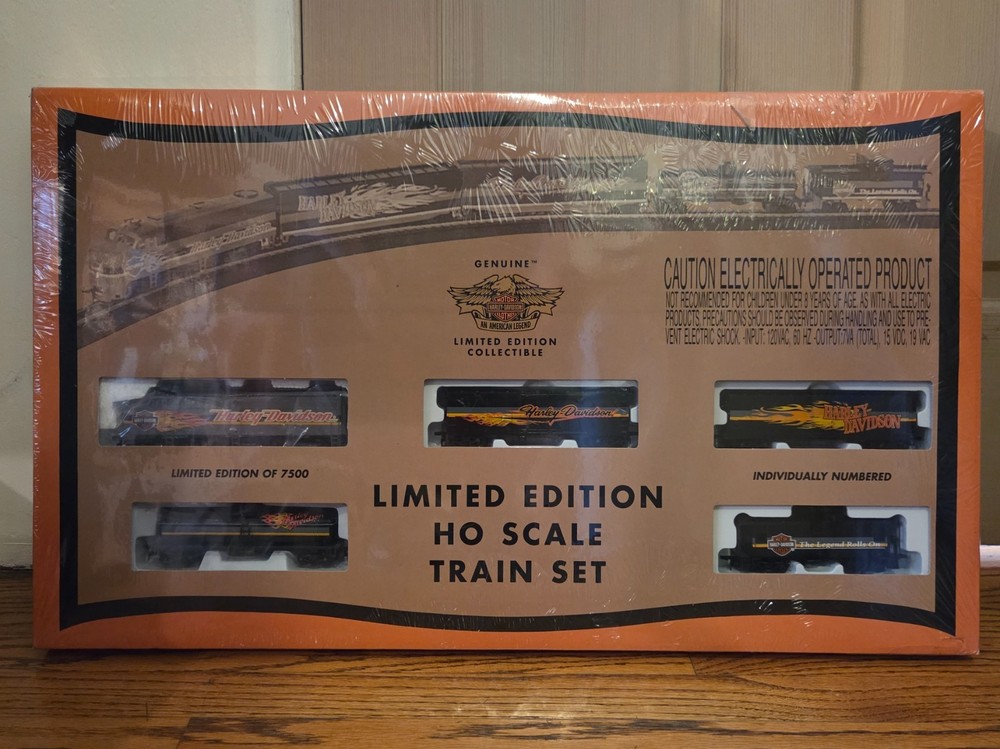 Harley Davidson Ltd HO Train Set THE LEGEND ROLLS ON 99261 4096