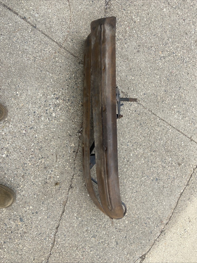 John Deere Spitfire 340 skis Snowmobile