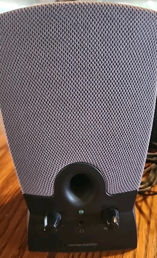 Harman / Kardon Speakers Multimedia Speaker System 01D430