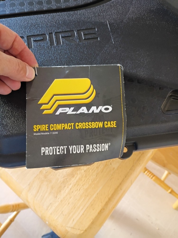 Plano Spire Crossbow Case Black Compact USA NEW