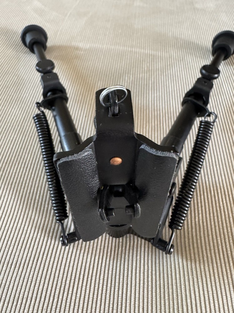 Champion Pivot Rifle Bipod