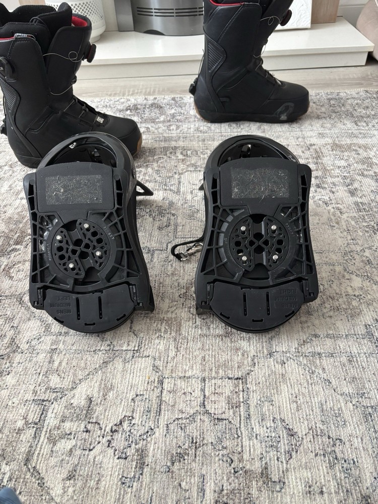 Burton Step On Bindings And DC Step On boots
