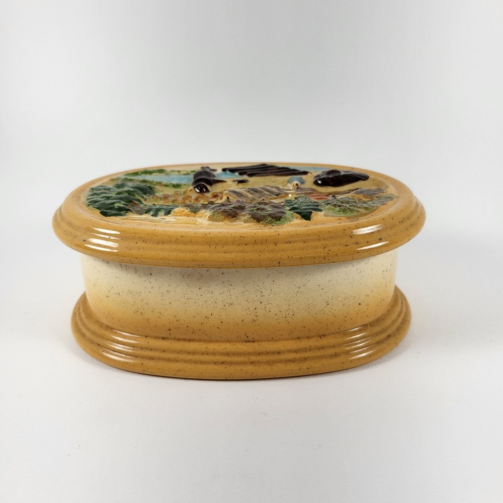 Vintage Hershey's Mold Ceramic Tricket Box Oval 1981
