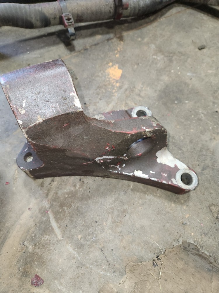 Mack MP8 Engine Mount - Used | P/N 20908871