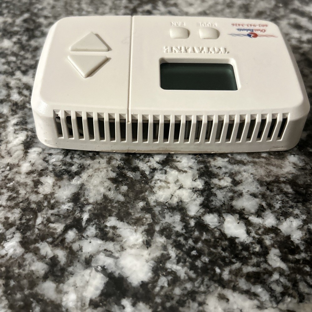 Totaline Digital Thermostat / White /TSTATCRBSS01