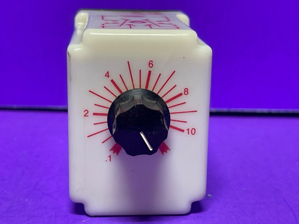 Dayton 5X828F Solid State Time Delay Relay 0.1-10 sec