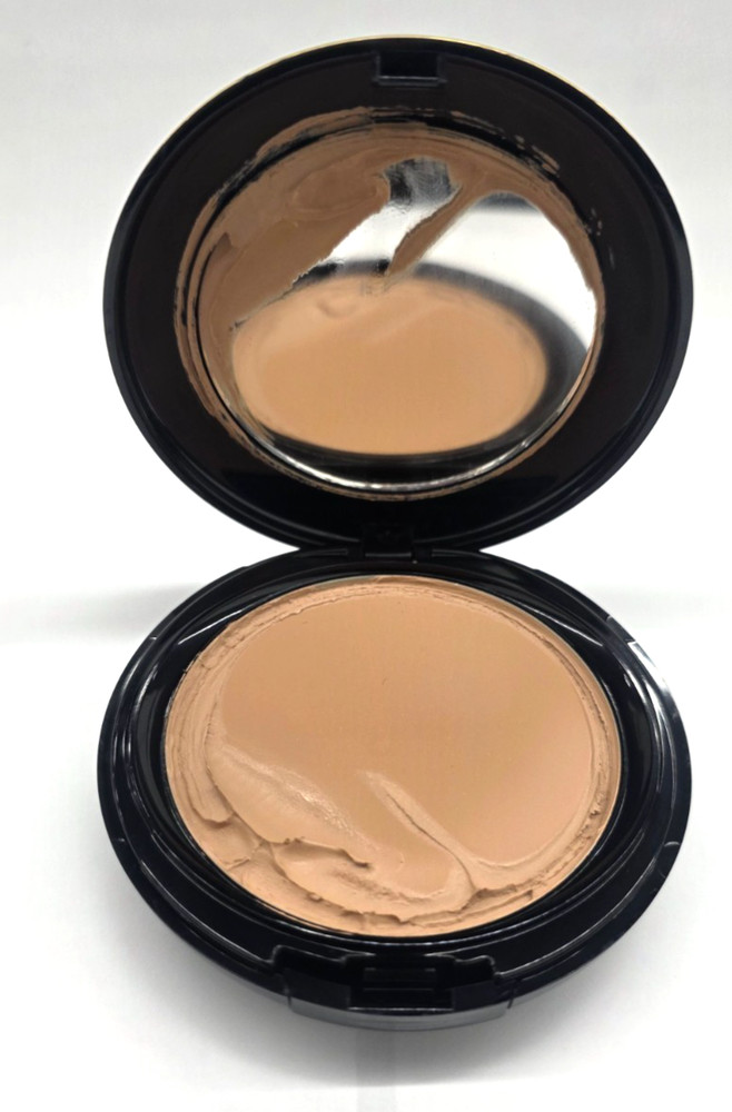 Revlon New Complexion One Step COMPACT Makeup-Medium Beige(Read!!!) NO BOX
