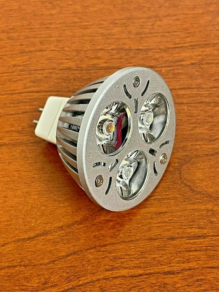 3 PACK - LED MR16 LAMPS, 12 VOLT, 3 WATT, WARM WHITE, REPLACE A 30W HALOGEN