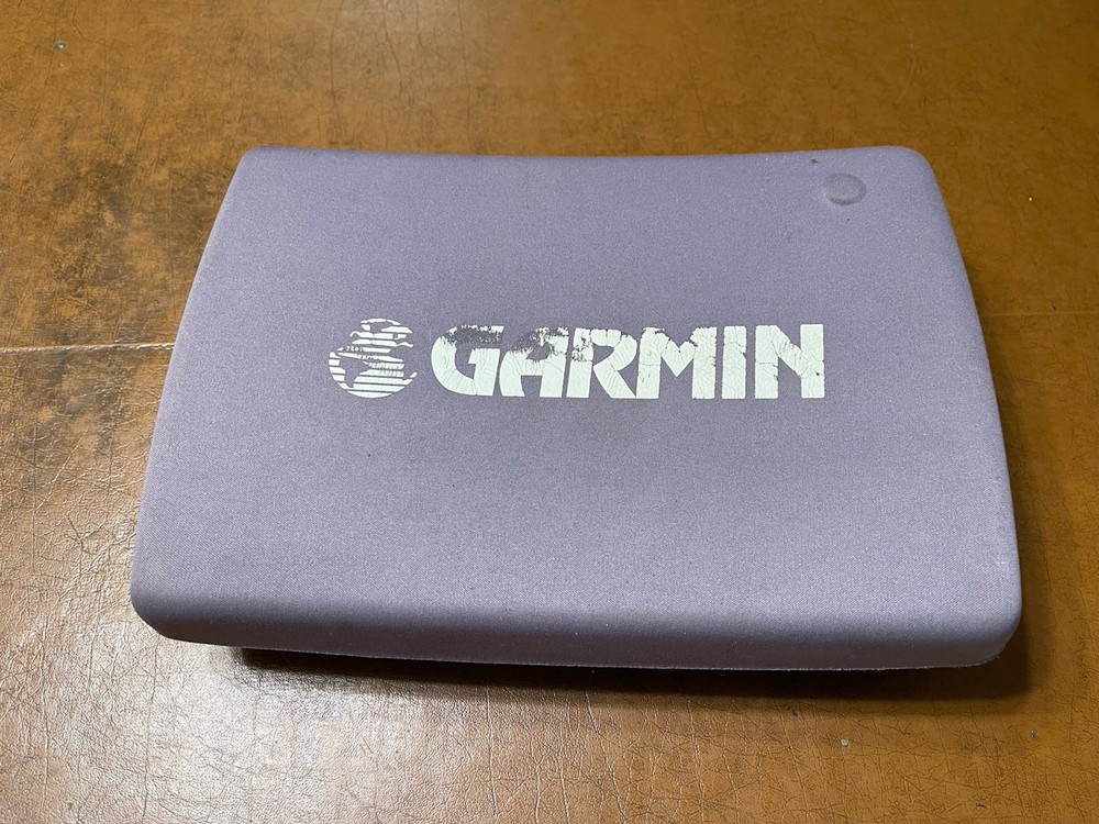 Garmin GPSMAP 3210 Marine GPS Chartplotter Pls Read