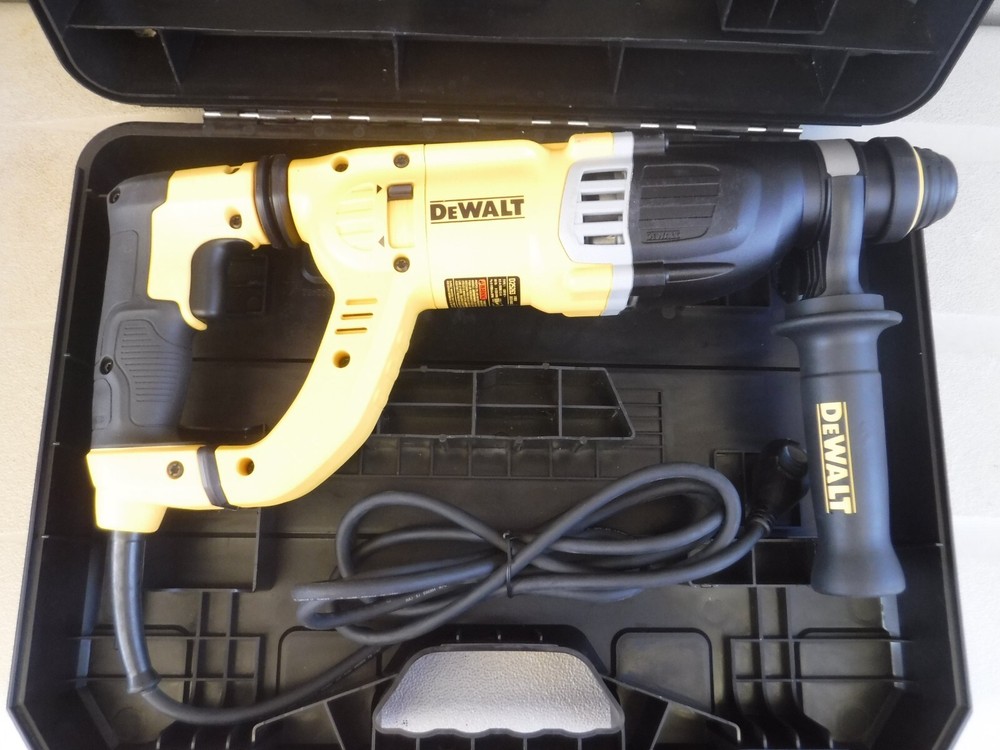 DeWalt D25263 D-Handle 3 Mode SDS Rotary Hammer w/ Case