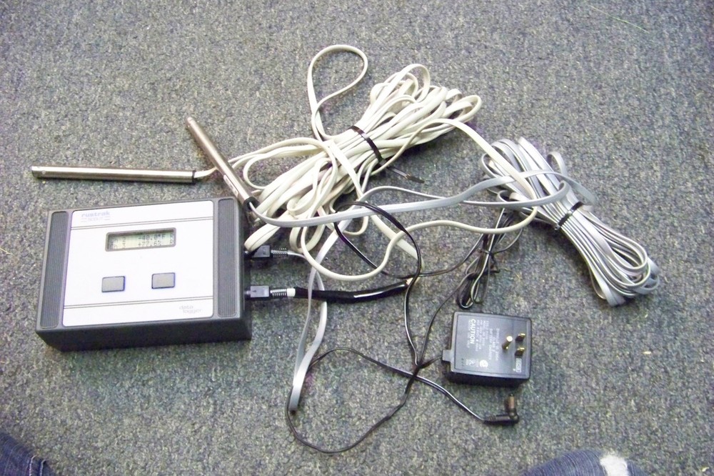 RUSTRAK SCOUT 1040 THERMOCOUPLE DATA LOGGER w/ probe 252b