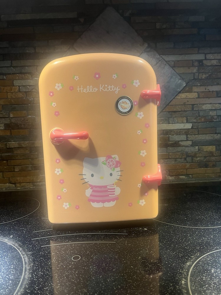 Vintage Hello Kitty Mini Fridge/heater