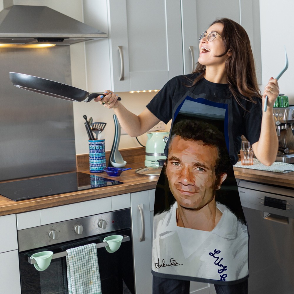 Leeds - Lee Buccilli - Paul Reaney - Apron