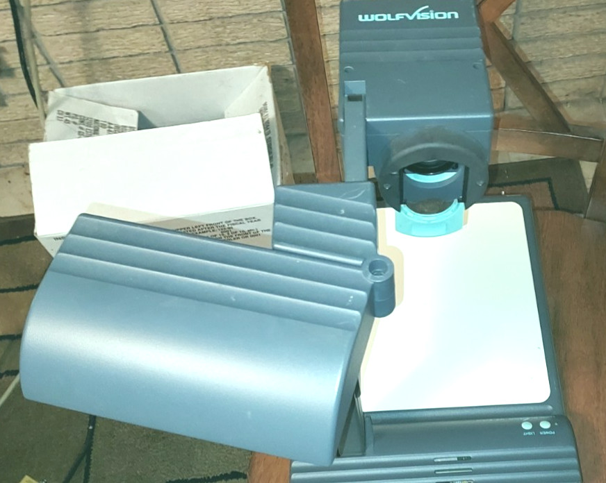 WOLFVISION VZ-8plus PROJECTER