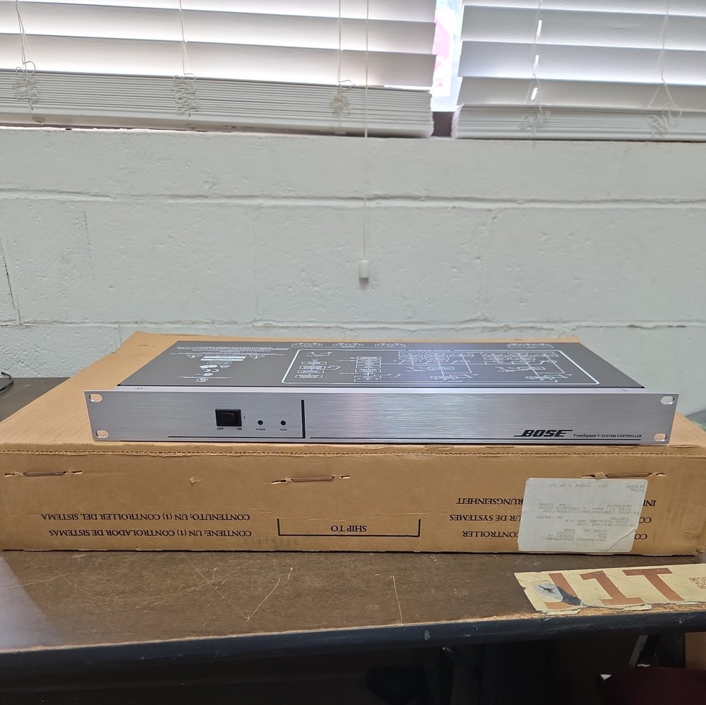 Bose 8/32 system controller, Channel A/B, Bass Cut, Black