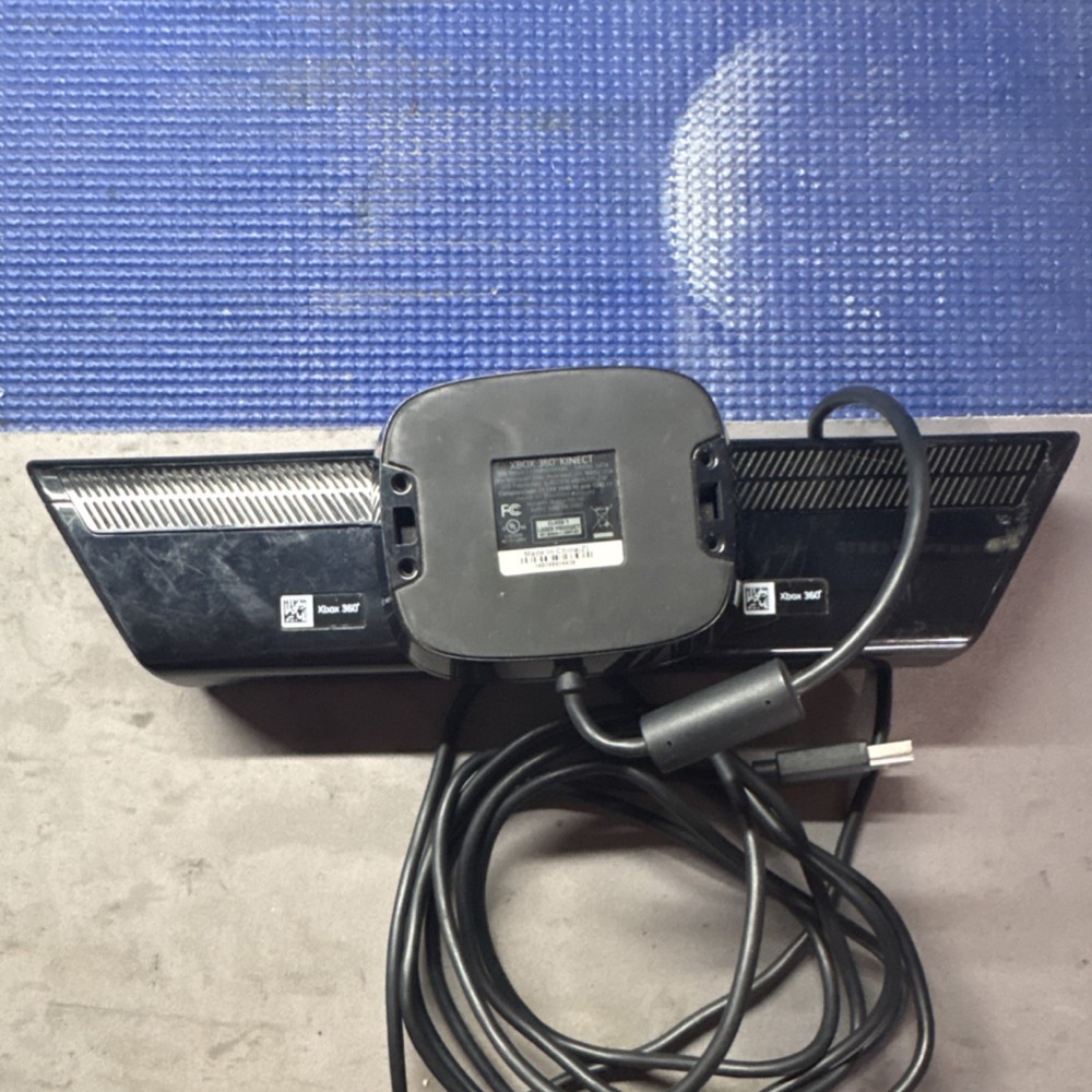 Microsoft Xbox 360 Kinect Motion Sensor Camera Wired Black Model 1414 -