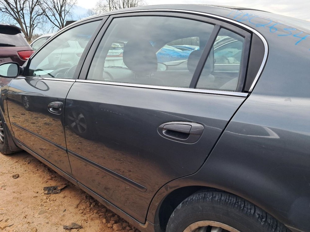 ALTIMA 2006 Glove Box 5001900