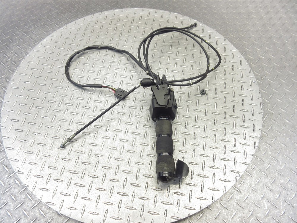 2012 12-16 Victory Vision Tour Right Handlebar Switch Throttle Control Cable