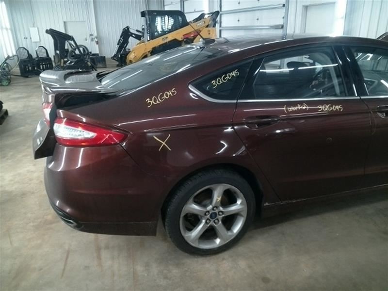 FUSION 2015 High Mounted Stop Light 104669320