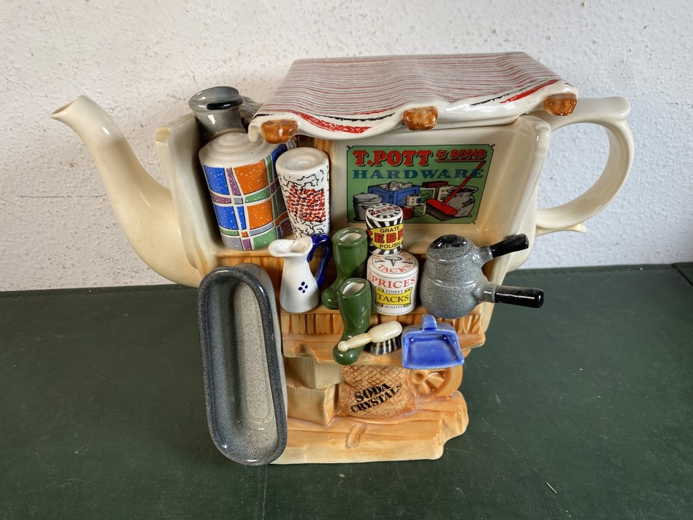 Cardew Design Hardware Shop Teapot *DMG*