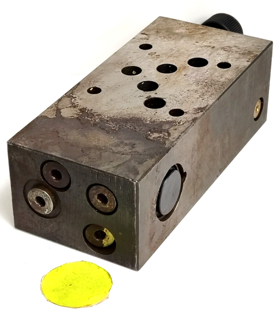 PARKER PRESSURE REDUCING VALVE 3000 PSI MAX PRM3PA25KN