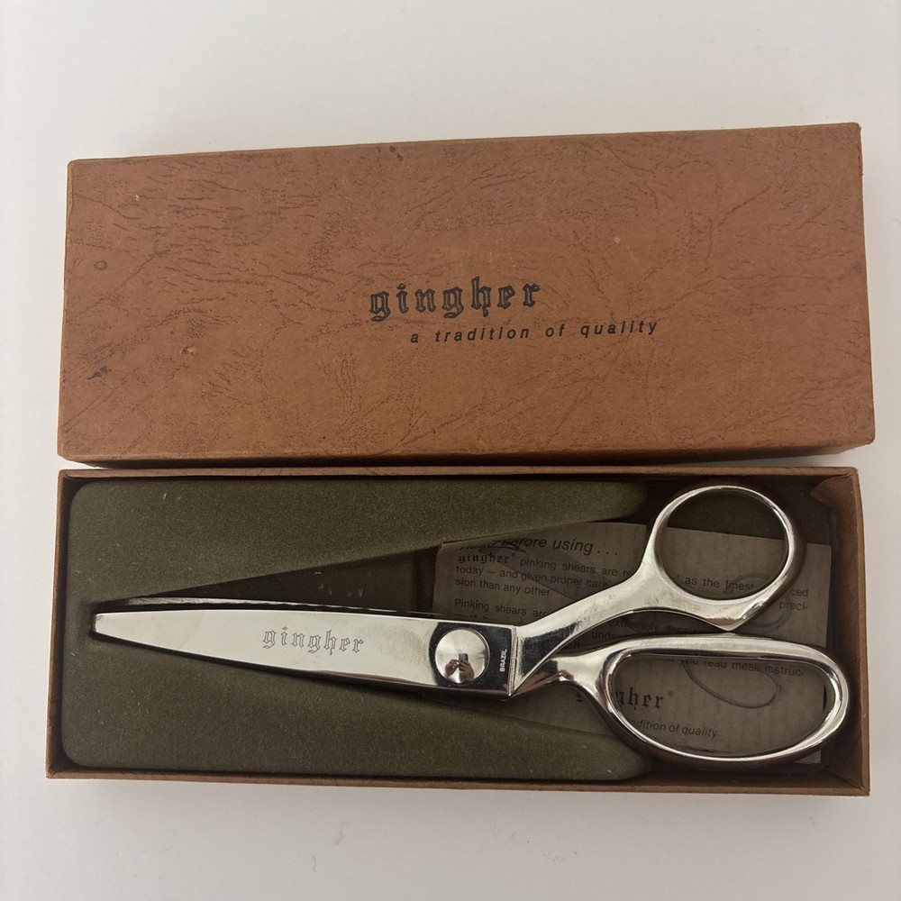 Vintage Gingher Pinking Shears Scissors G-7P Original Box 7-1/2" NICE