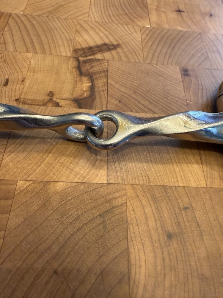 Coronet 5 1/2” Slow Twist Eggbutt Snaffle Bit