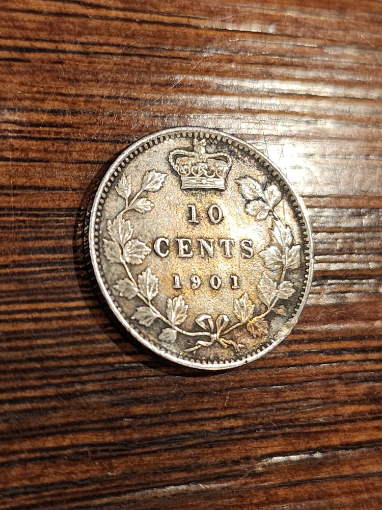 1901 Canada 10 Cents Silver Coin