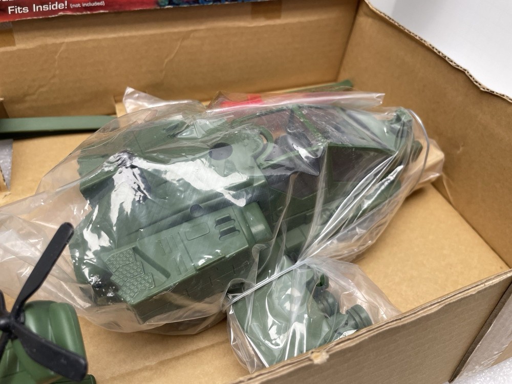 GODZILLA APACHE ATTACK COPTER TOY IN BOX 1998 TRENDMASTERS