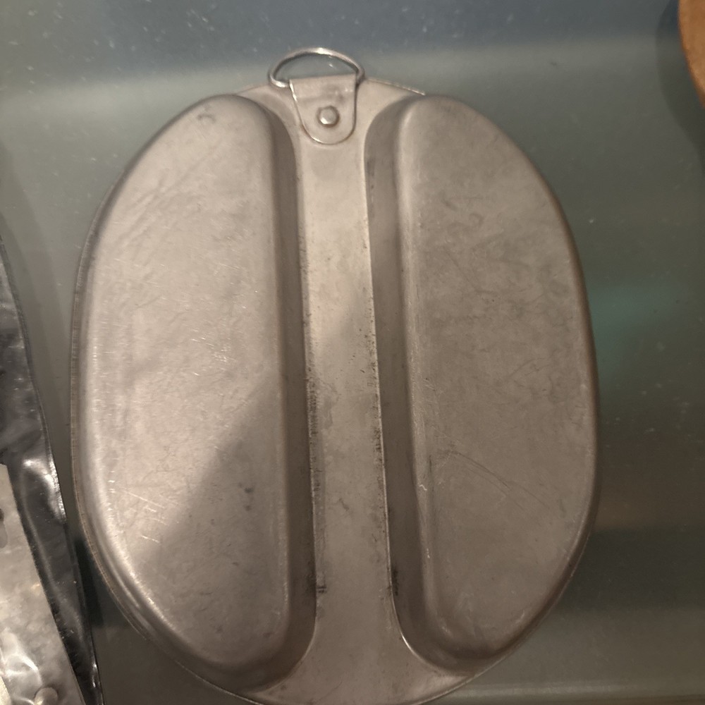 U. S. MESS KIT With Utensils