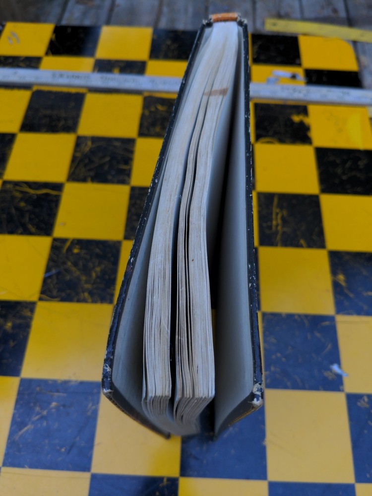 Advanced Dungeons and Dragons (Dungeon Masters Guide 1979)