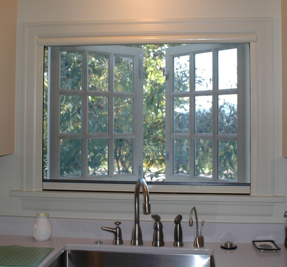 25-36" Wide x 18-24" Tall Retractabl​e Window Screen (Custom Built)