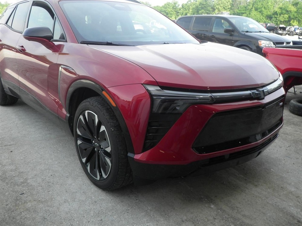 2024 Blazer EV RS Battery Charging Kit