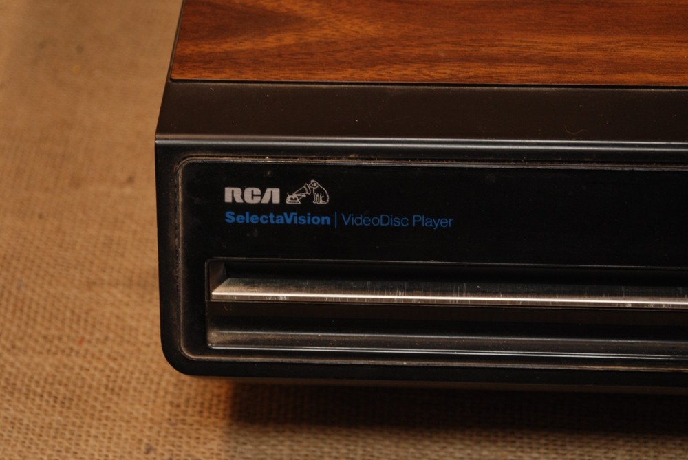 RCA SelectaVision Video Disc Player SFT 100 W - Powers On - Not Tested