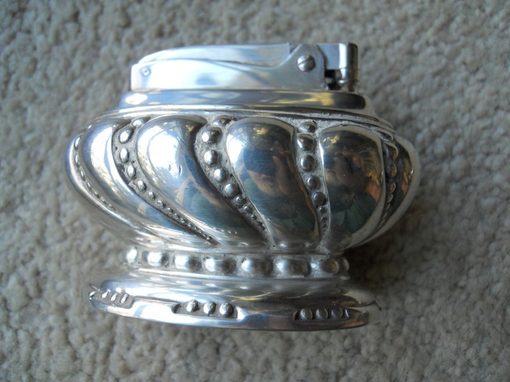 2! Vintage Ronson Table Lighters.