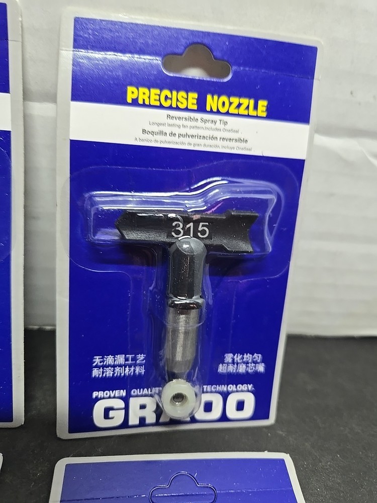 Bundle Of 12 Graoo Precise Spray Nozzles And One Tip Guard