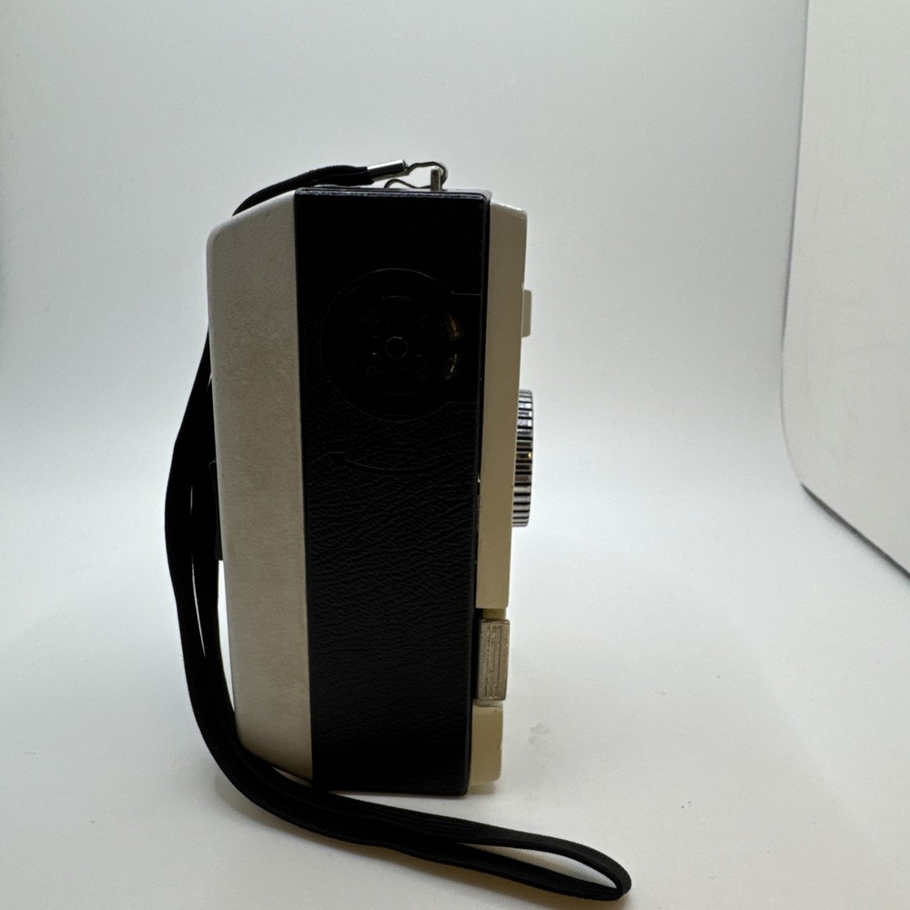 Vintage Kodak Instamatic 104 Camera with Strap Untested