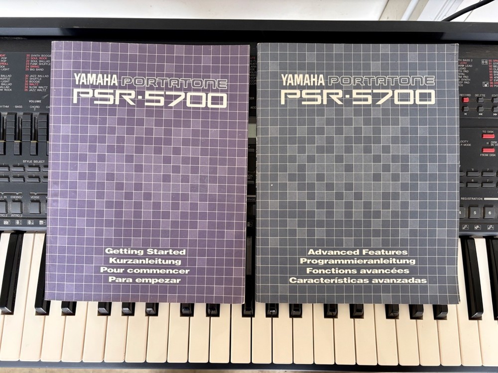 Yamaha PSR-5700 Portable Keyboard