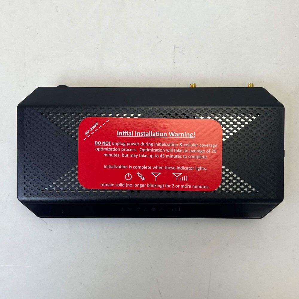 Cradlepoint CP2 E110-C4D Router S5A036A