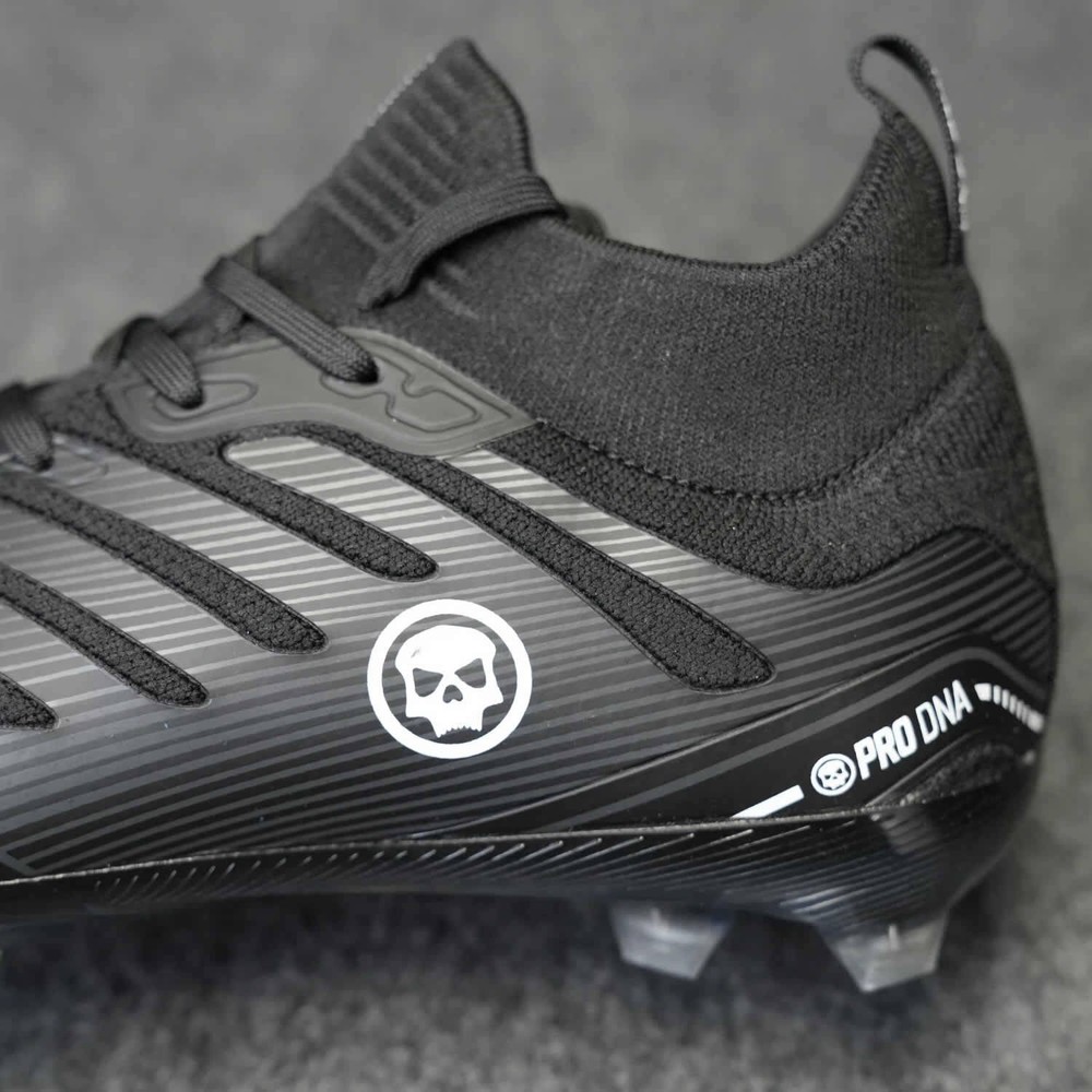 Infamous Pro DNA Voltrax Cleats - Black - Size 11