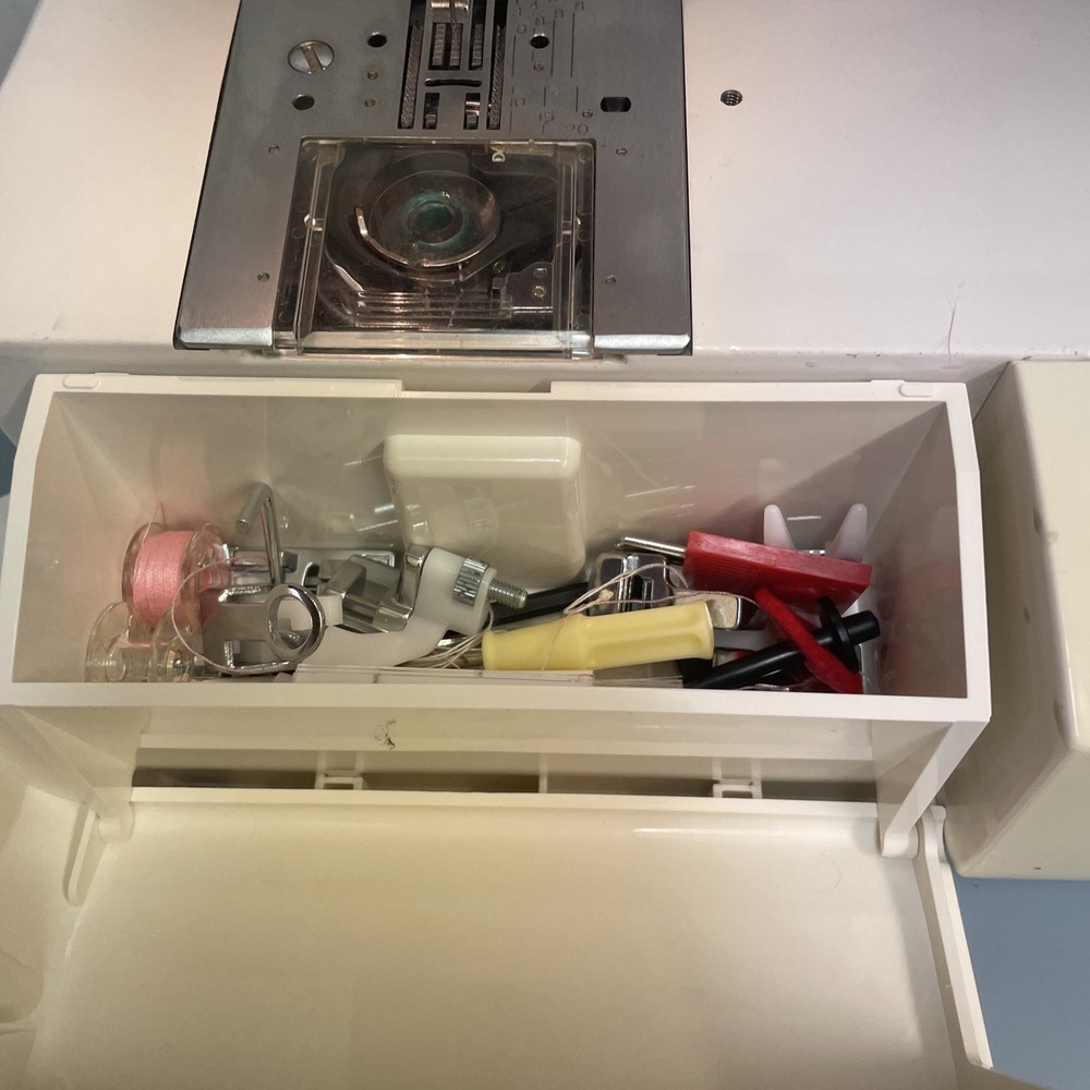 Euro Pro 9101 Sewing Machine